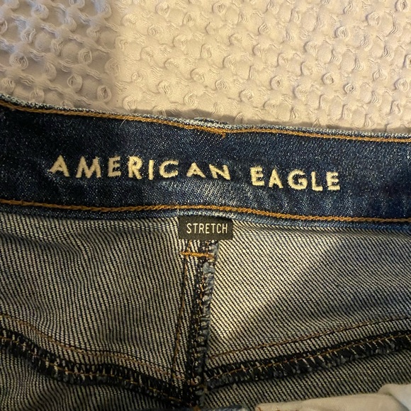 American Eagle Stretch Mom Shorts - Picture 3 of 4